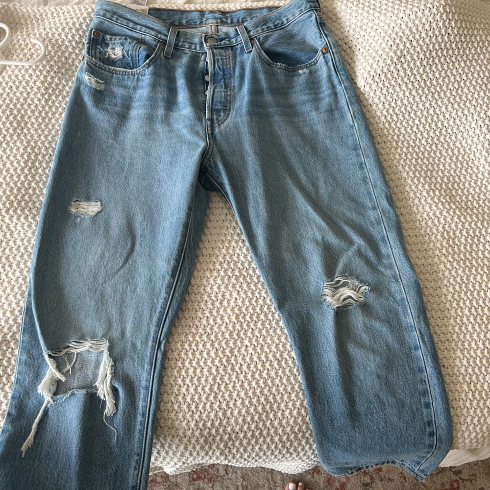 Levi crop jeans!